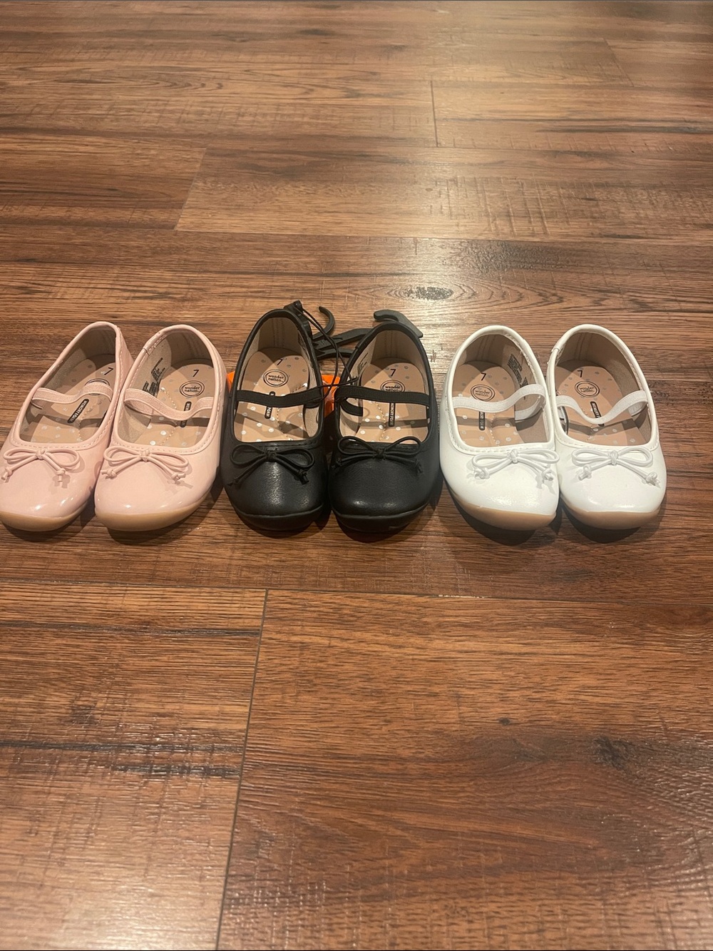 wonder nation Girls Mary Jane Dress Shoes in Pink, Black, and White